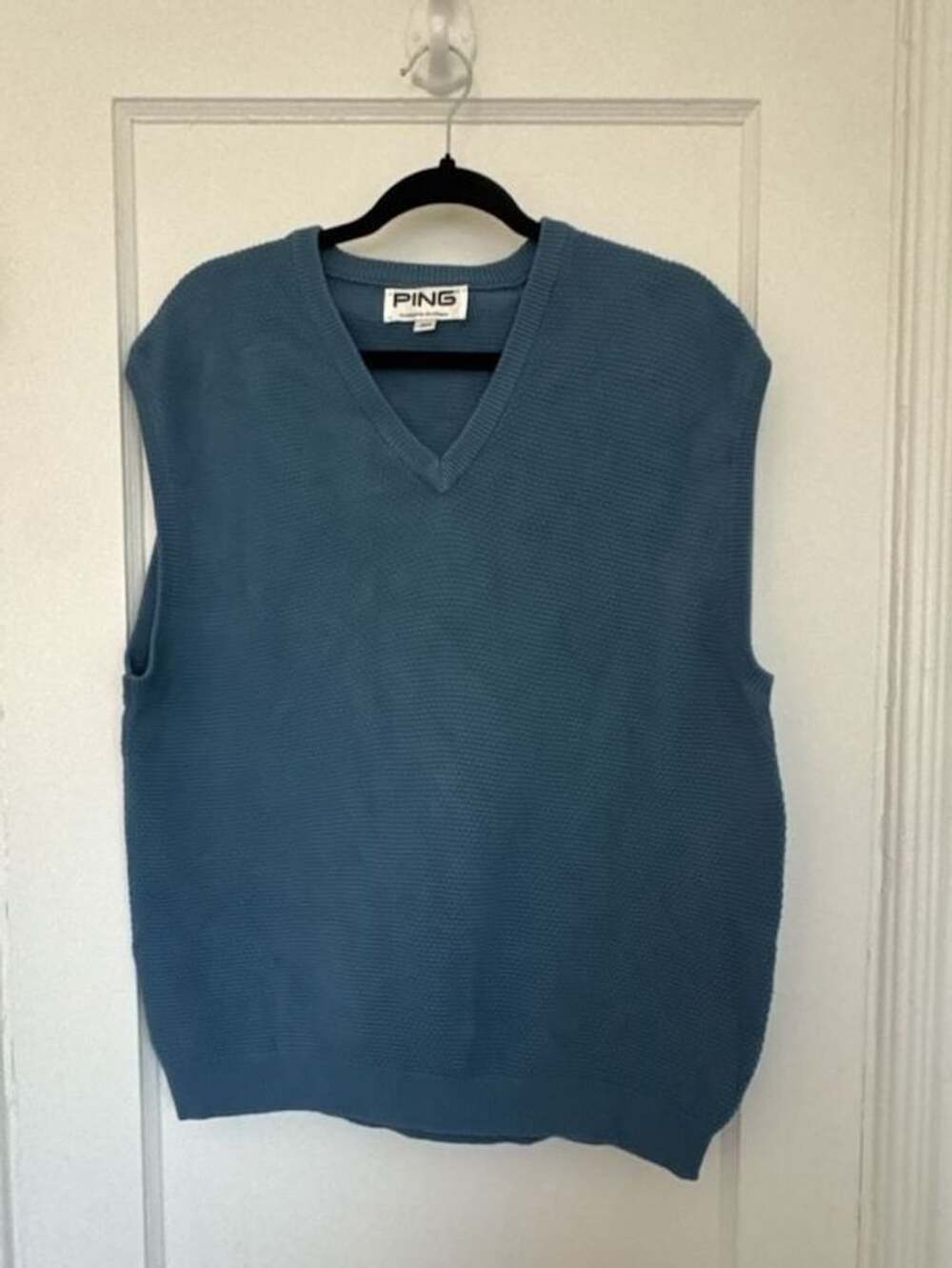 Ping V-Neck Sweater Vest Size 42/M Blue Knitted in Scotland Golf Y2K 90’s
